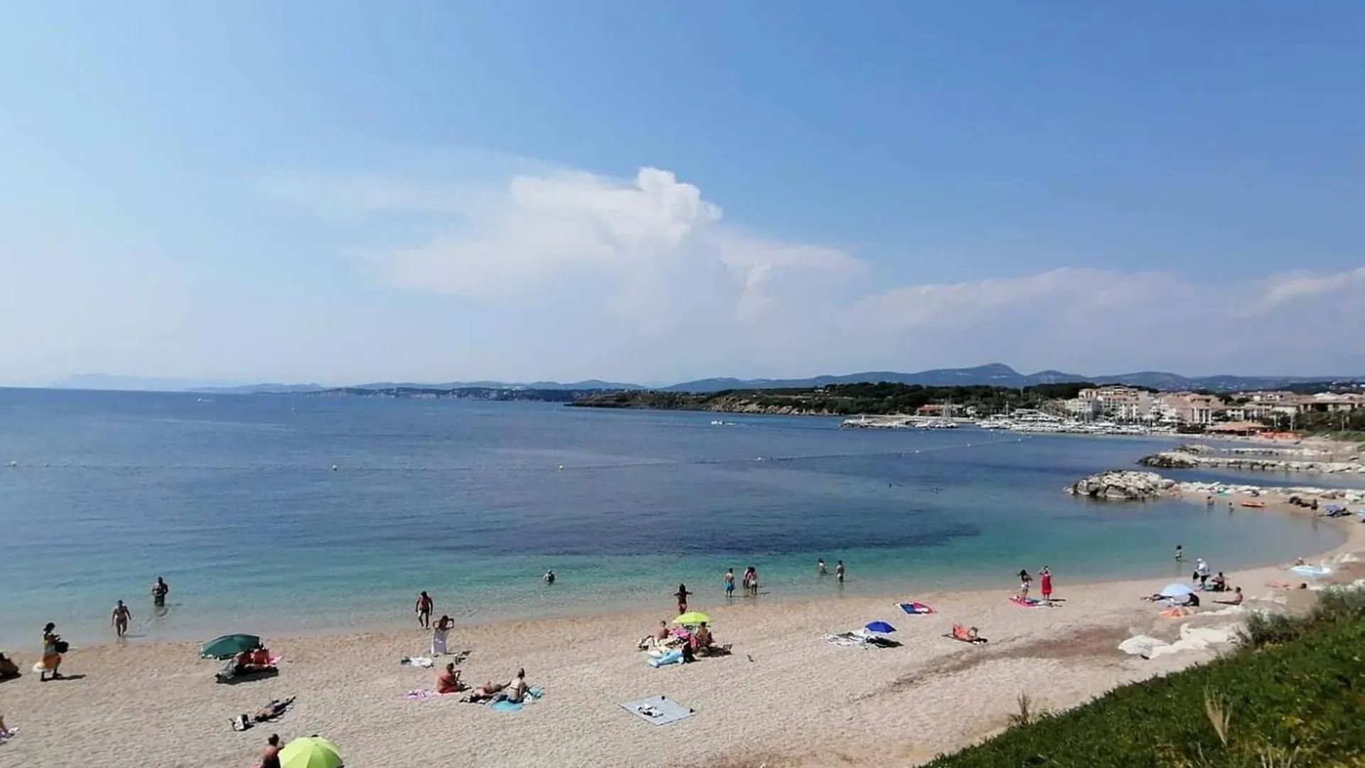 Appartement T2 Renove Avec Balcon A 200M Des Plages - Fr-1-316-346 Six-Fours-les-Plages Apartamento